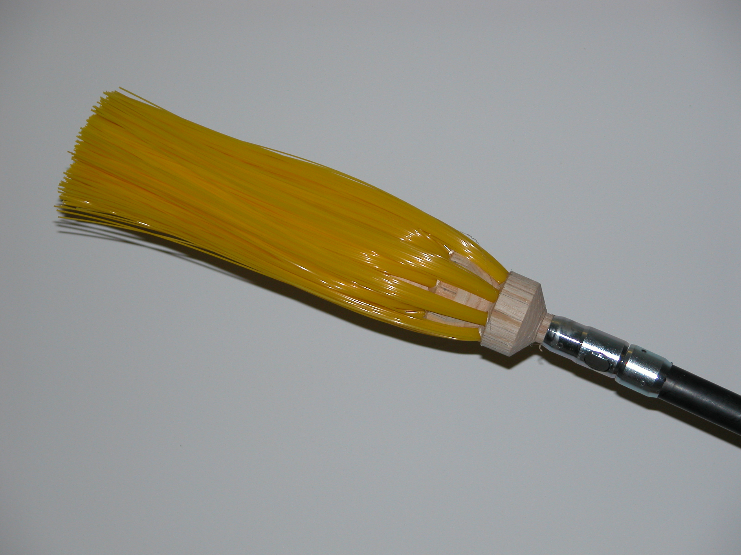 Smoke Chamber Brush w/Lg. Buttonlok, medium yellow bristle